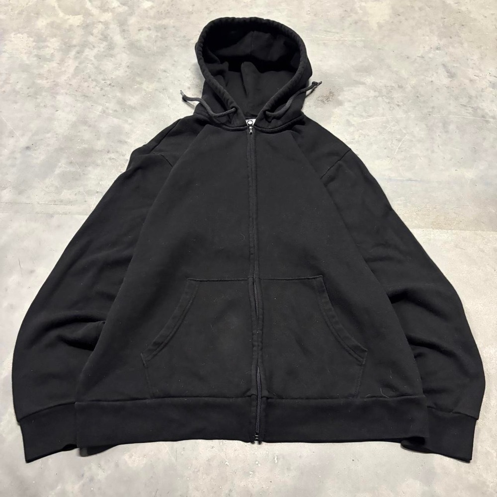 Vintage Y2K/2000s Black Old Navy Blank Streetwear Essential Zip Up Hoodie!